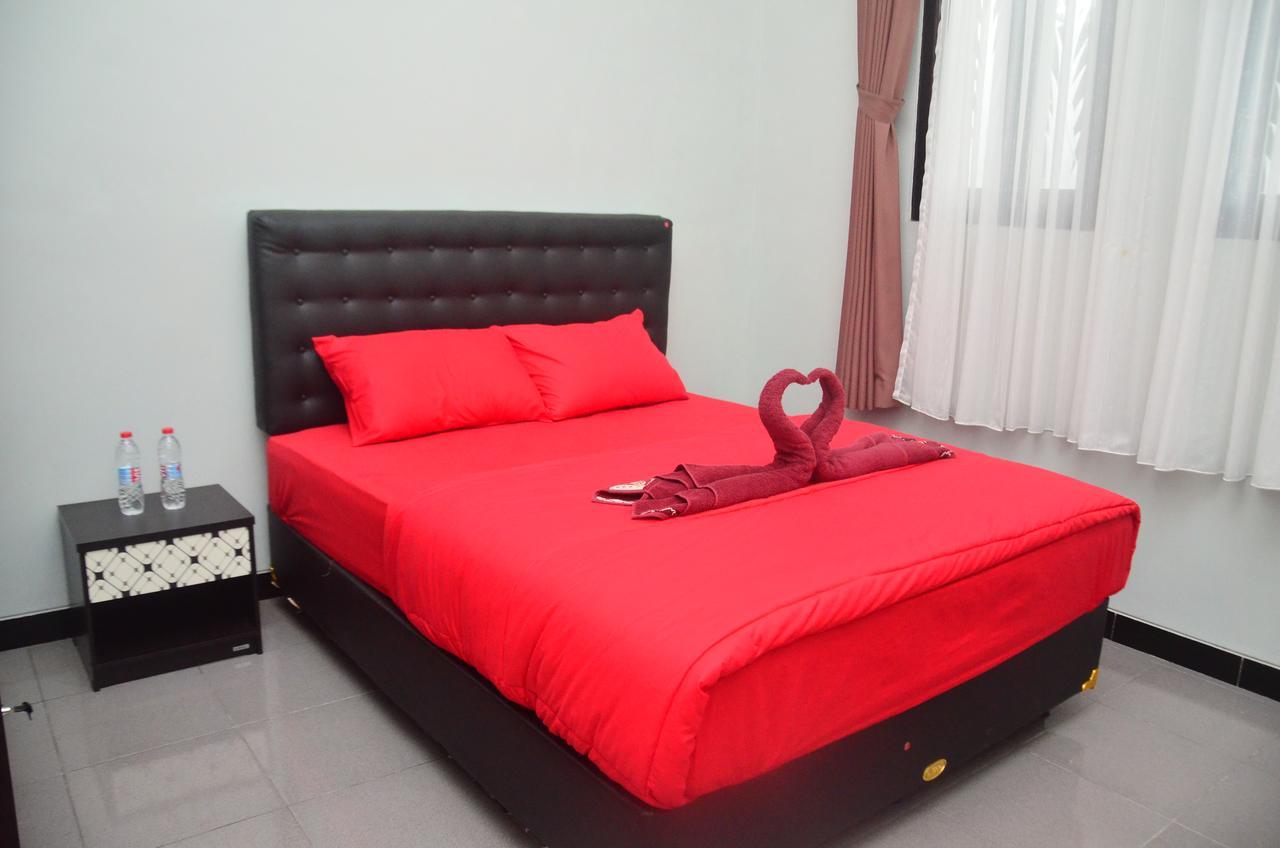 Banyu Homestay Banyuwangi  Bagian luar foto