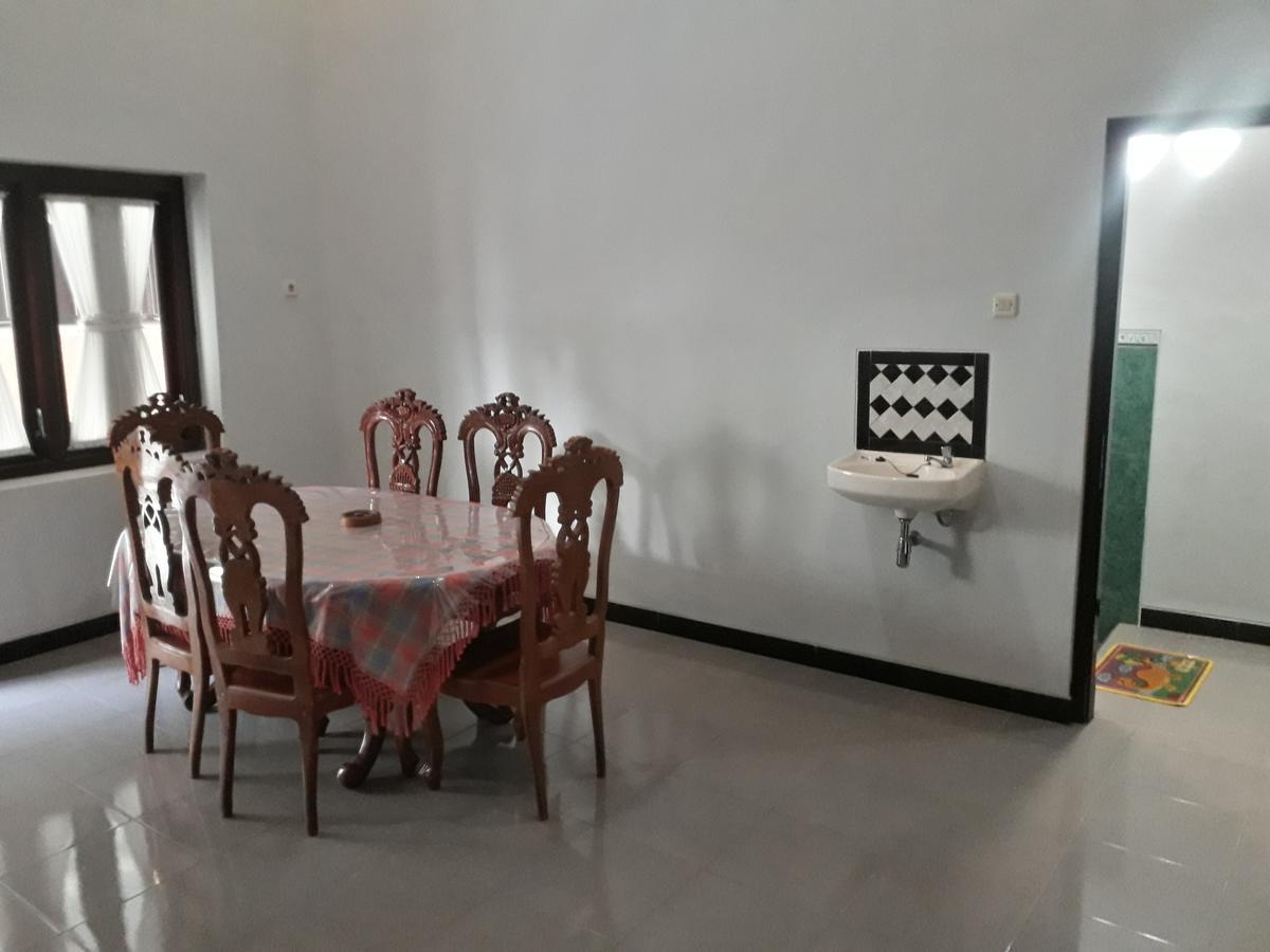 Banyu Homestay Banyuwangi  Bagian luar foto