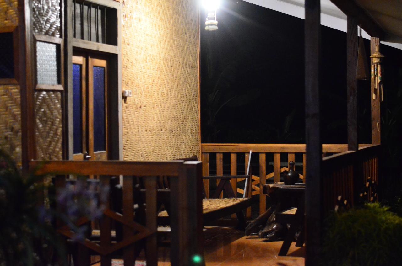 Banyu Homestay Banyuwangi  Bagian luar foto