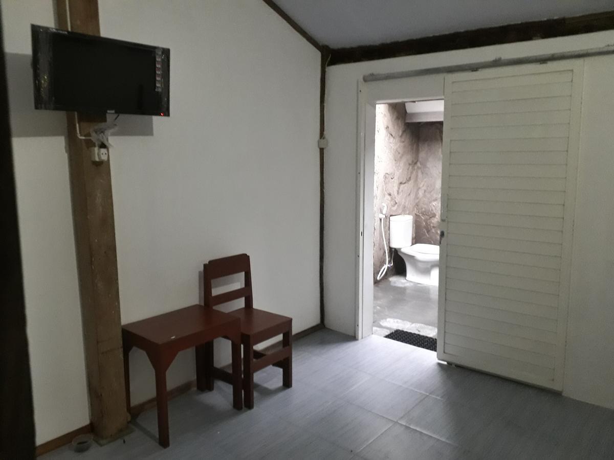 Banyu Homestay Banyuwangi  Bagian luar foto